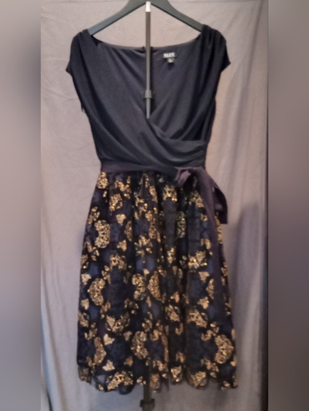 SLNY Black and Gold Floral Wrap-Top Midi Dress Women's Size 12